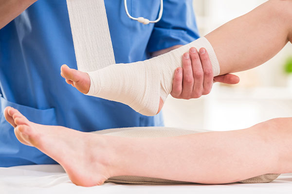 Premiere Pointe Podiatry | Sports Medicine, Flat Feet and Ingrown Nails